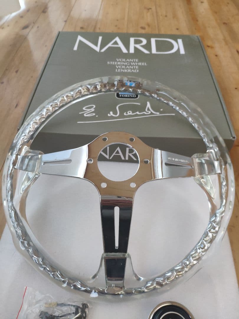 新品・未使用品 アクリル ツイスト ステアリング クリアー 3スポーク ①