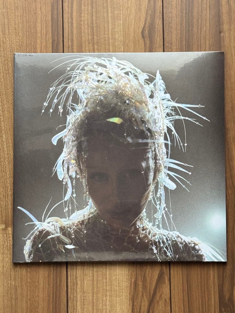 新品 完売 Miley Cyrus / Something Beautiful