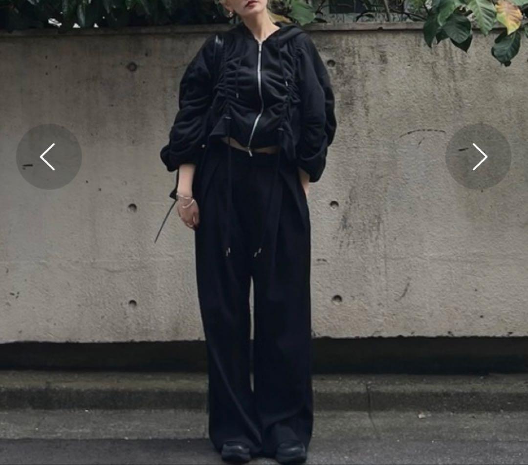 Ameri ギャザー ジップアップパーカー ブラック