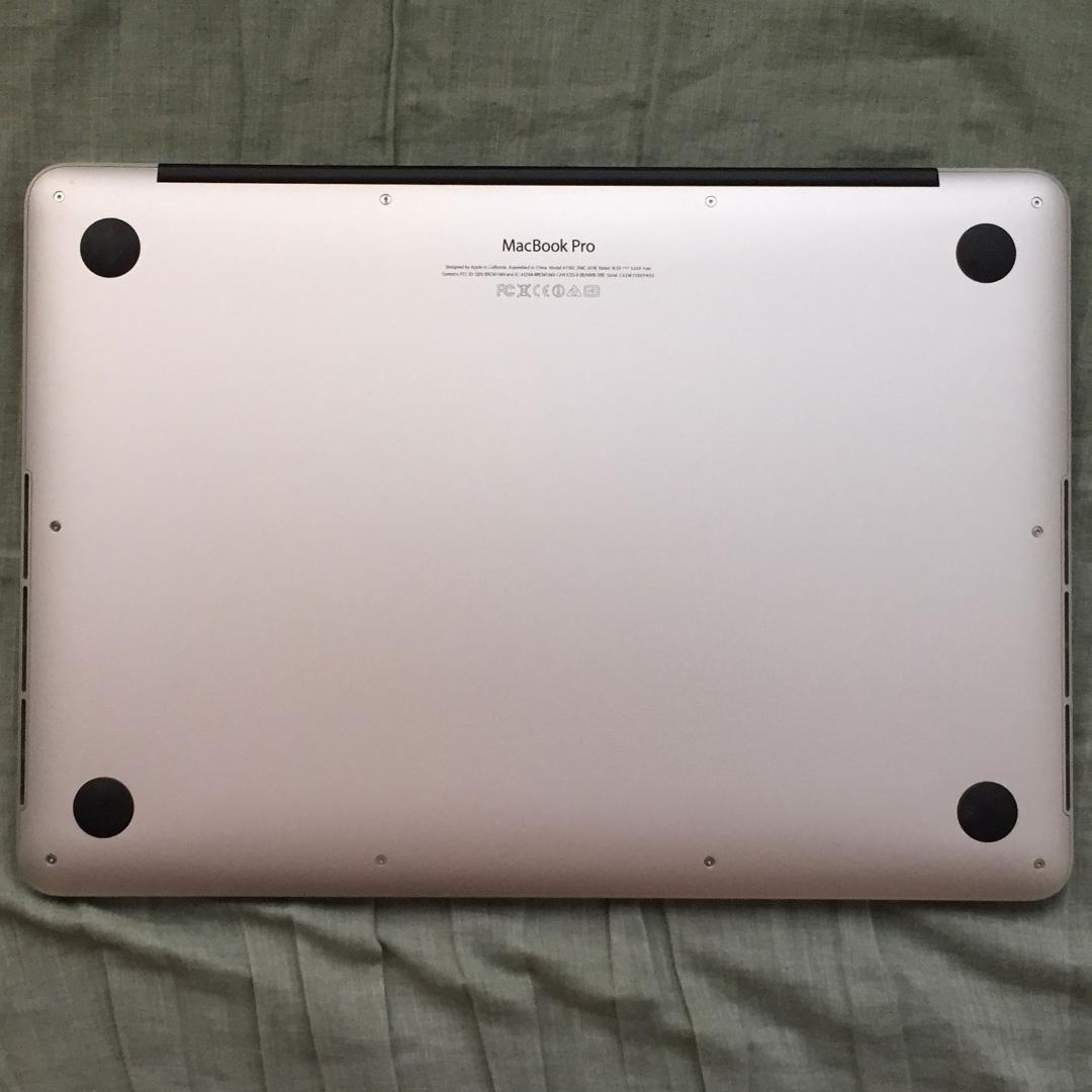 あーi5/16g/SSD1TB MacBookPro13 Win11