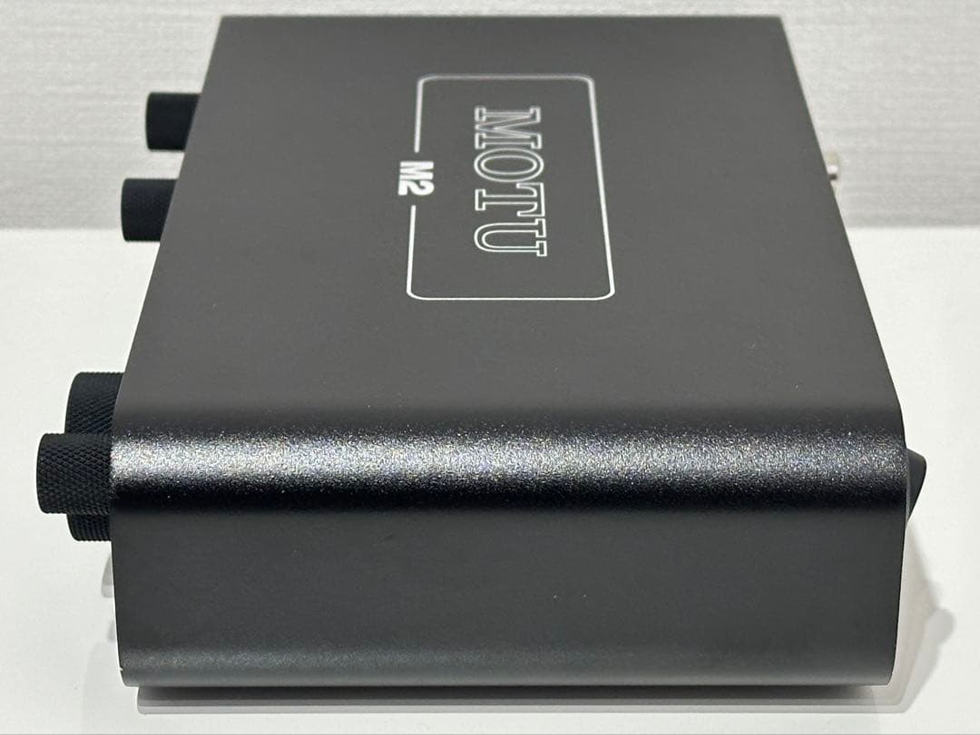 MOTU M2 オーディオインターフェース