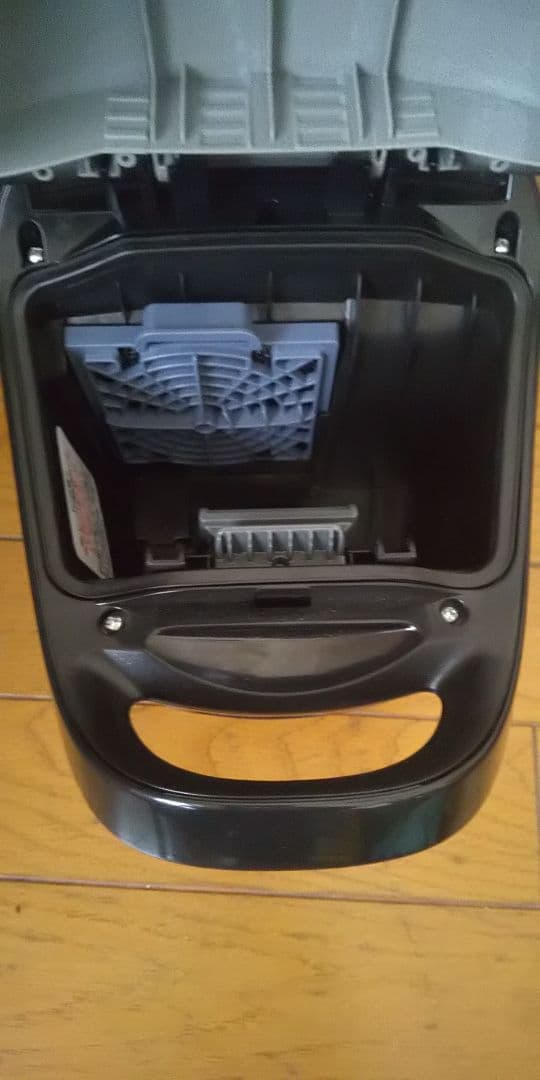 24年製❗軽量型、東芝、紙パック式掃除機(エアーノズル)