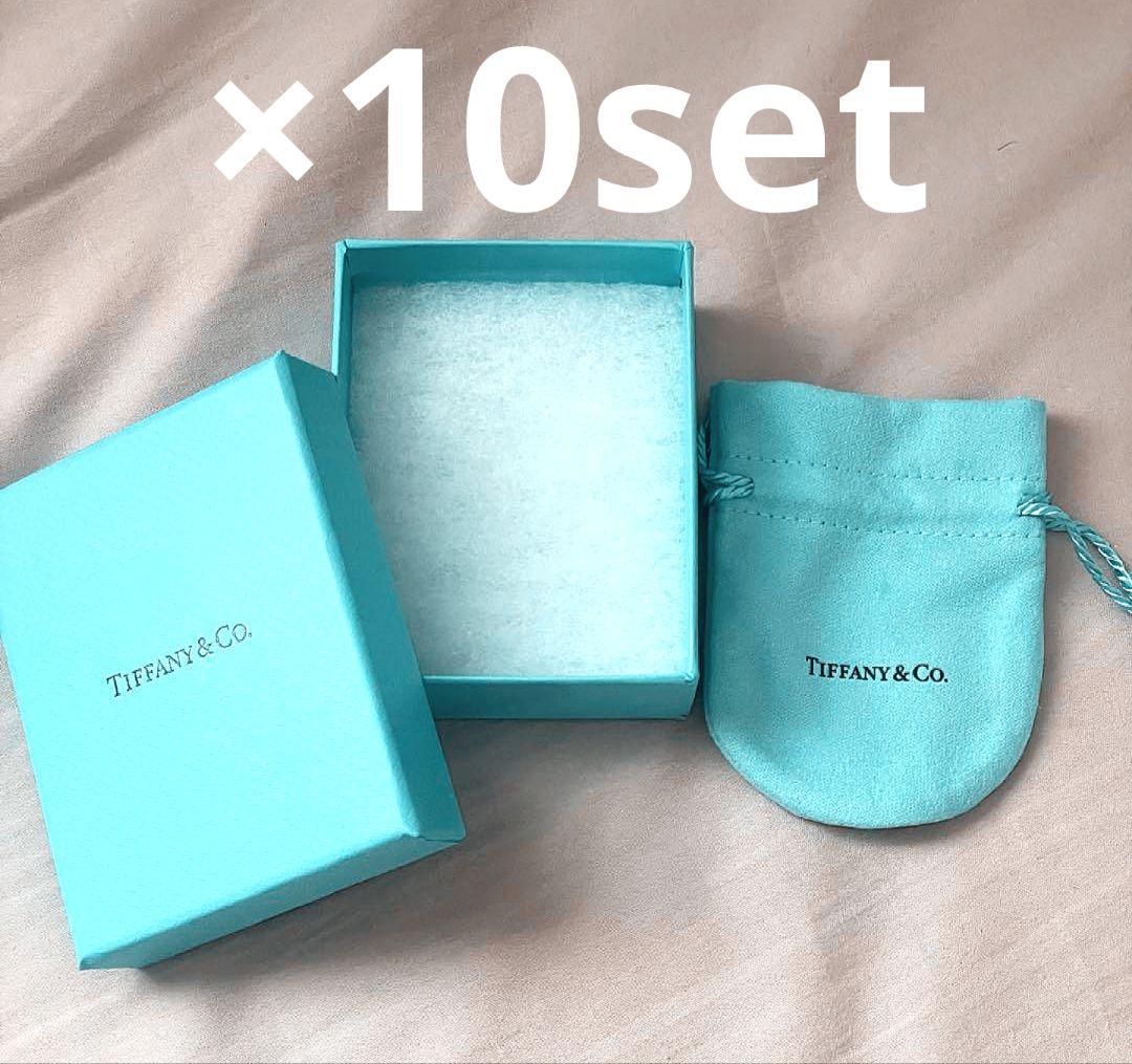 現行品❤️ティファニー空箱 (中綿付)➕巾着袋
