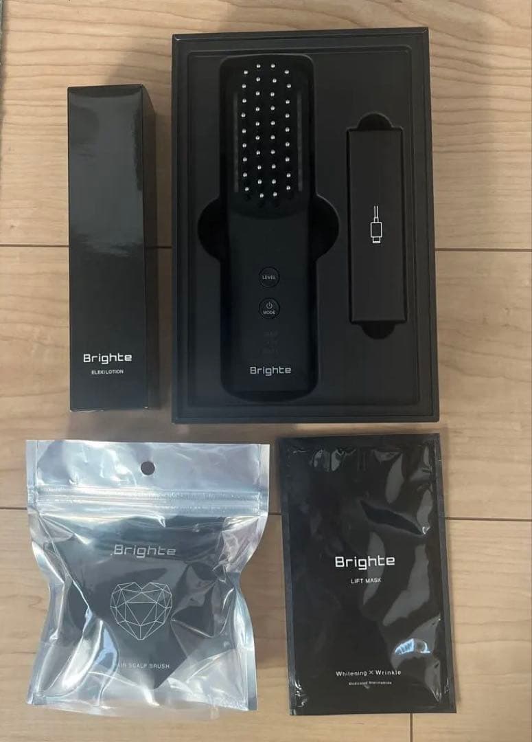 【ほぼ新品】Brighte ブライト エレキリフト 美顔器 フルセット