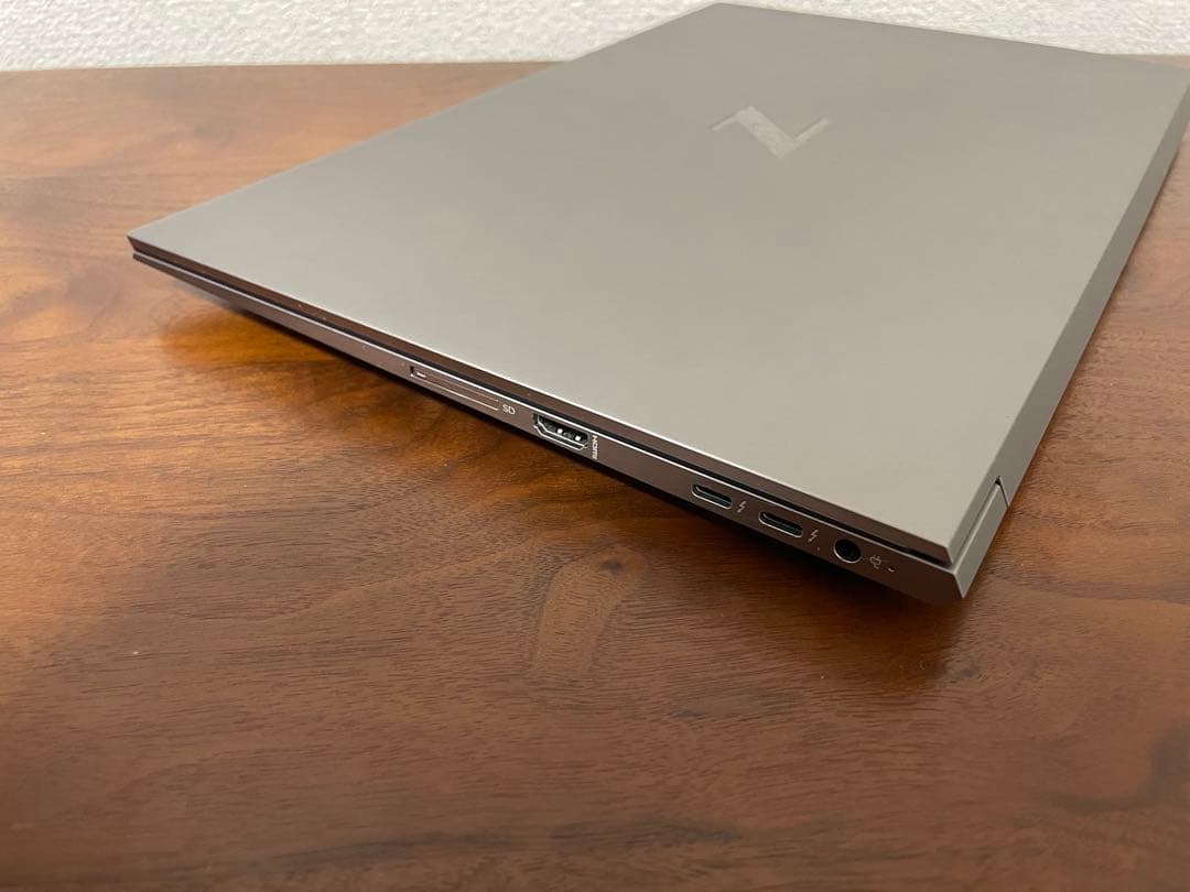 Windowsノート本体 HP ZBook Studio G7 Mobile Workstation