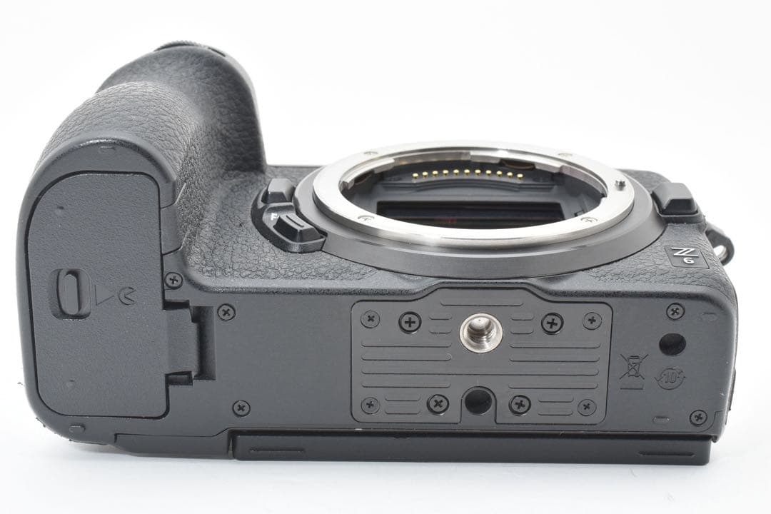 Nikon Z 6 ミラーレスカメラ 本体