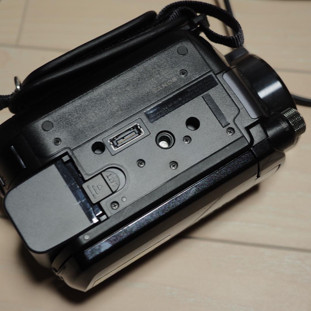 SONY HDR-SR12 フルハイビジョン　ナイトビジョン　ビデオカメラ