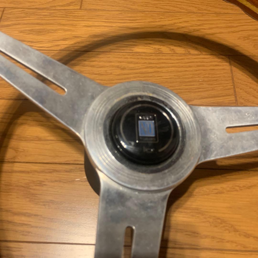 美品ナルディNardi ウッドハンドル34cm ボス付きDATSUN日産サニー