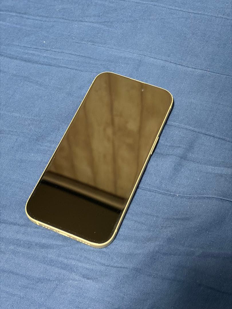 Apple iPhone 15 256GB イエロー 本体