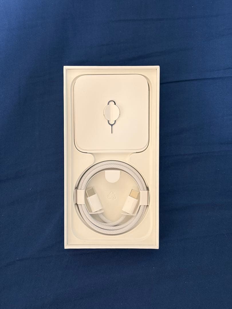 Apple iPhone 15 256GB イエロー 本体