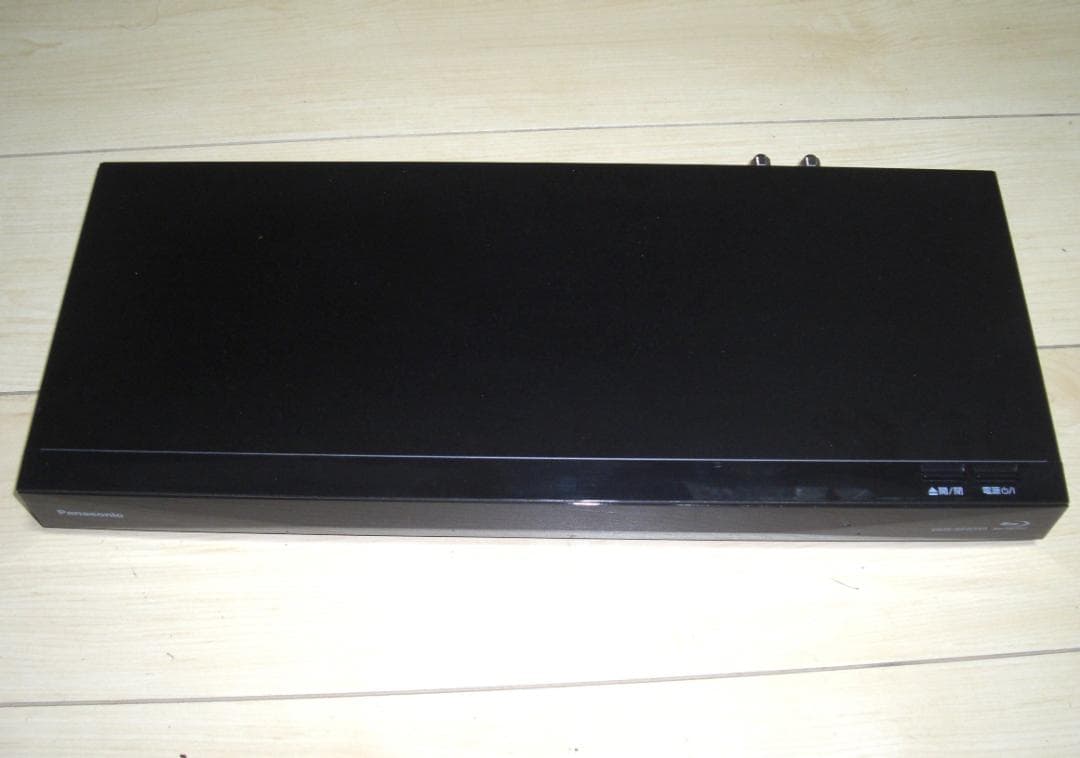 ★Panasonic ブルーレイレコーダー DMR-BRW560　2020年製