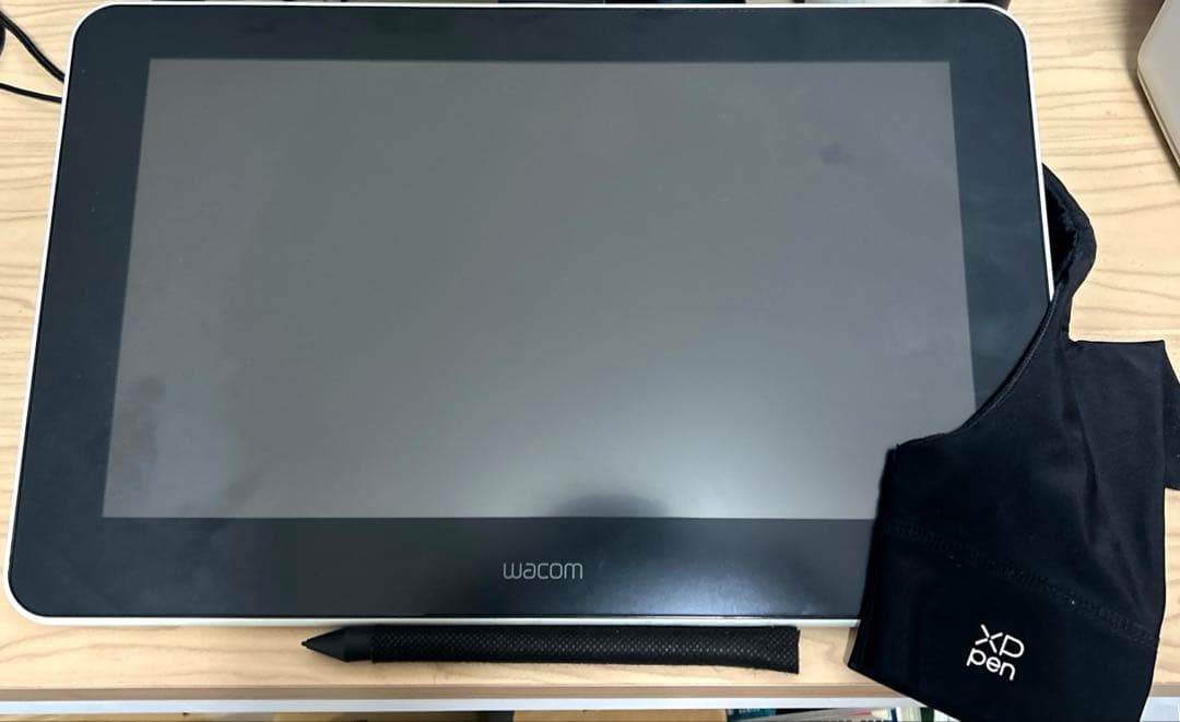 Wacom One 液晶ペンタブレット本体 ワコム　13.3インチ 液タブ