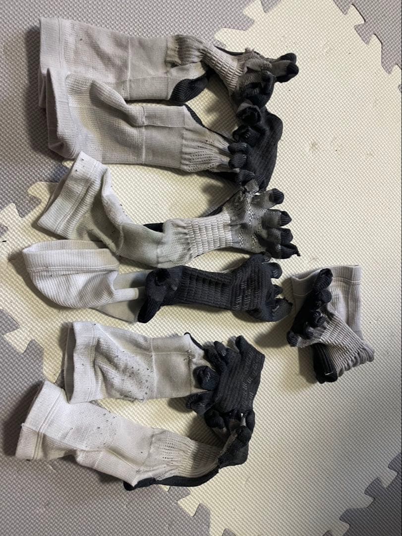 ボロボロソックス