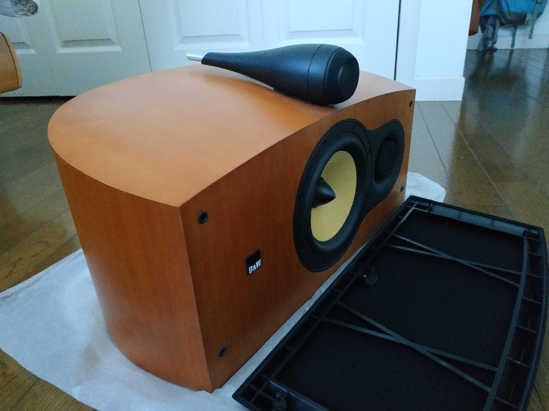 【美品】B&W HTM2 センター スピーカー nautilus ノーチラス