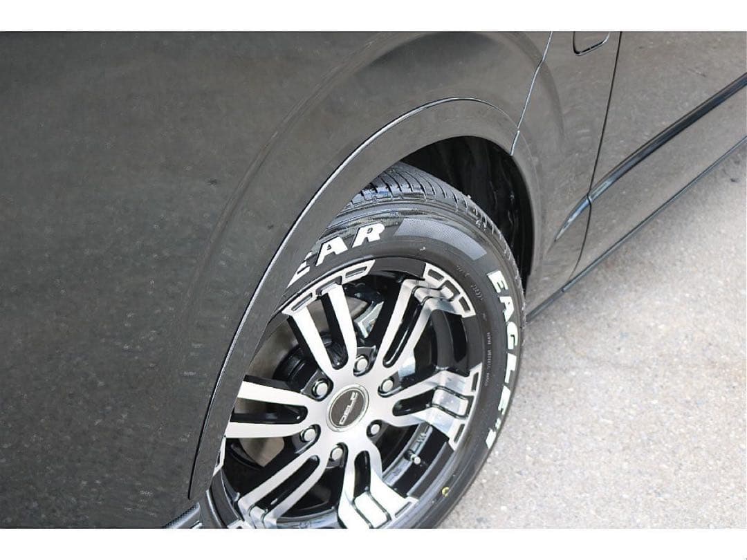 ハイエース フレックス　FLEX Delfino Line オーバーフェンダー