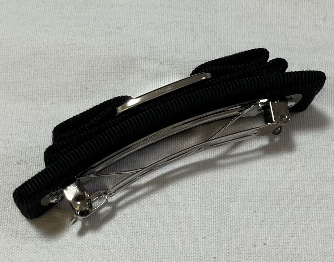 Salvatore Ferragamo フェラガモ　バレッタ　ブラック×シルバー