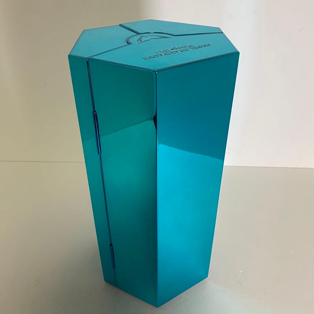 エンジェル　シャンパン　ヴィンテージ　ブルー　2011 箱付き　ケース