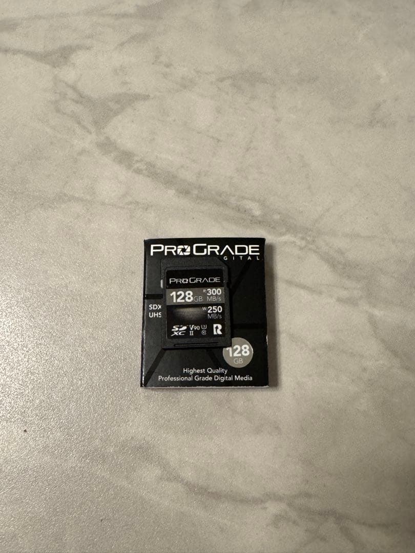 ProGrade 160GB+128GB＋カードリーダーお得なセット