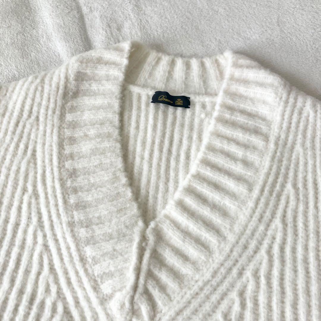 ★美品★ドゥロワー　ニットベスト　あぜ編み ホワイト　ウール　ジレ　ノースリーブ