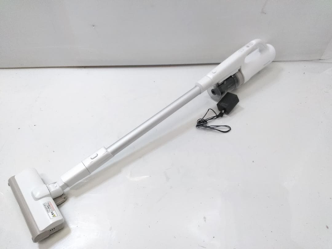 パナソニック 1.6Kg軽量 コードレス サイクロン掃除機 MC-SB32J△