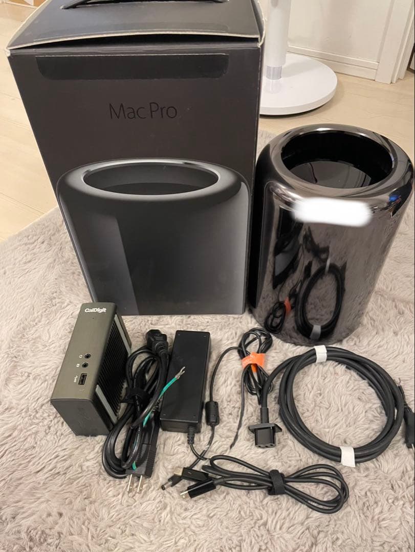 MacPro 2013 12コア 32G 1TB + CalDigit TS2