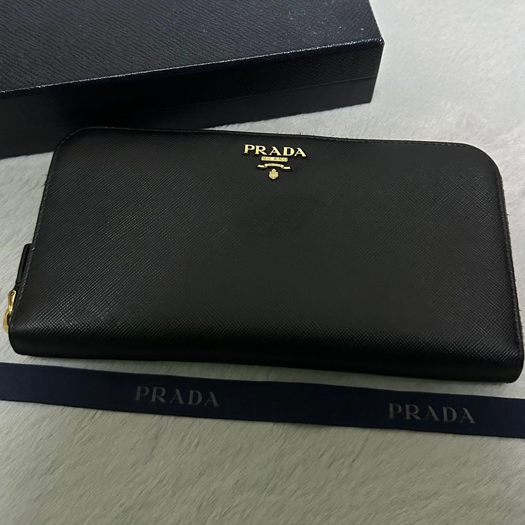 PRADA プラダ　長財布　ラウンドファスナー　ゴールドロゴ　サフィアーノレザー