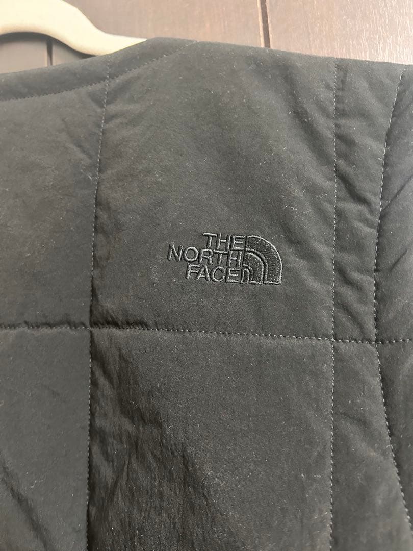 ザノースフェイス メドウウォームベスト NY82330 XLサイズ　ブラック