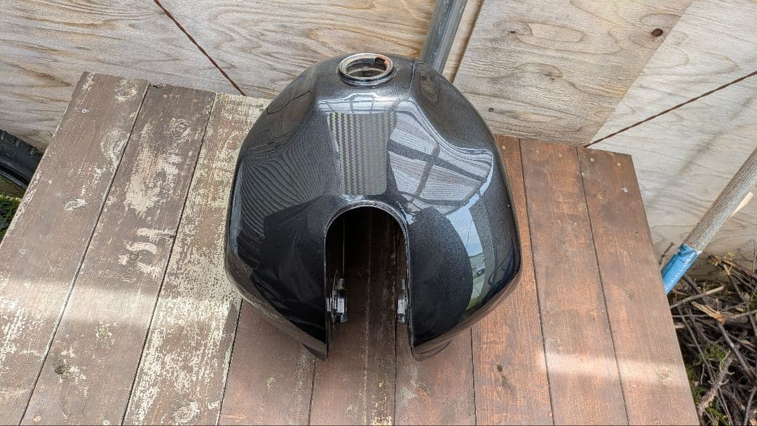 SUZUKI ジェベル250xc タンク　黒