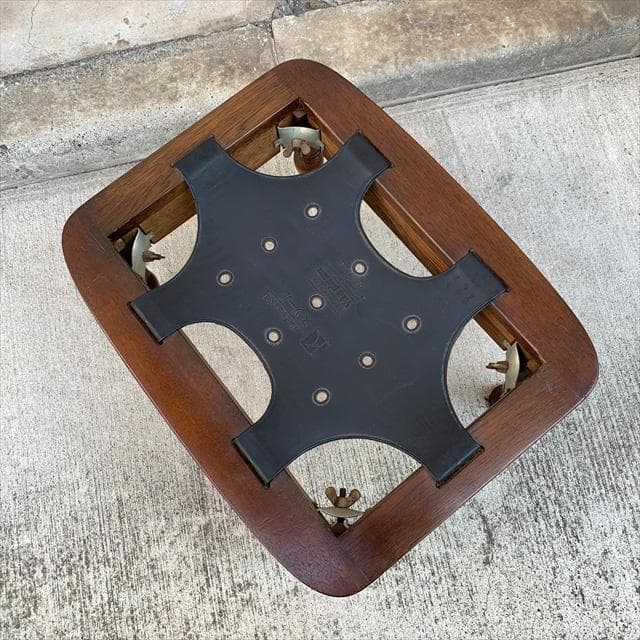 飛騨産業家具｜キツツキ｜穂高｜クラシックオットマン｜