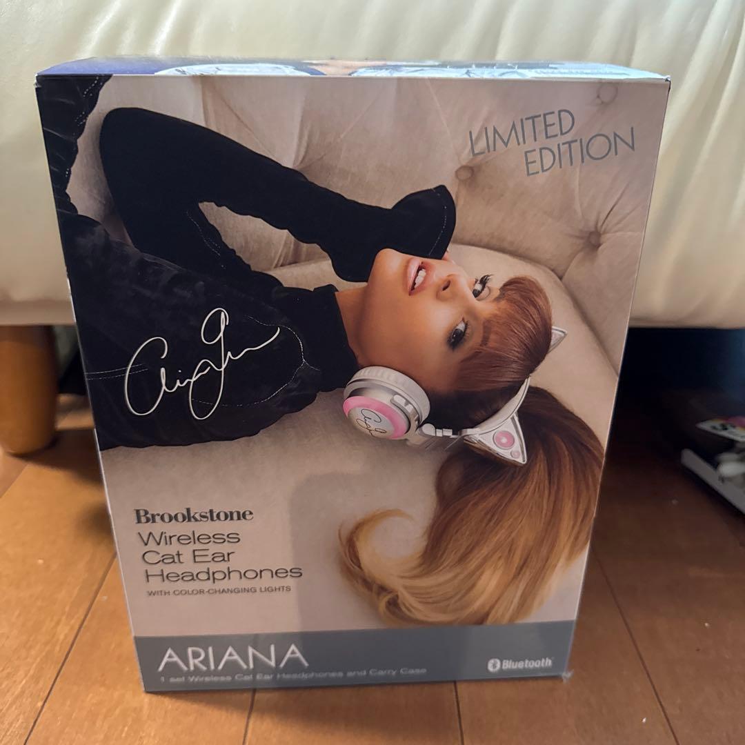 Brookstone Ariana ワイヤレス猫耳ヘッドフォン 限定版