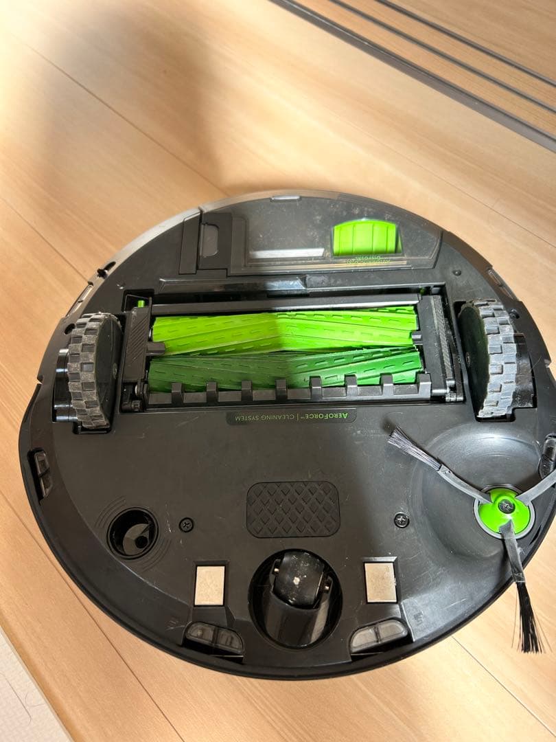 【ジャンク品】アイロボットルンバJ7+