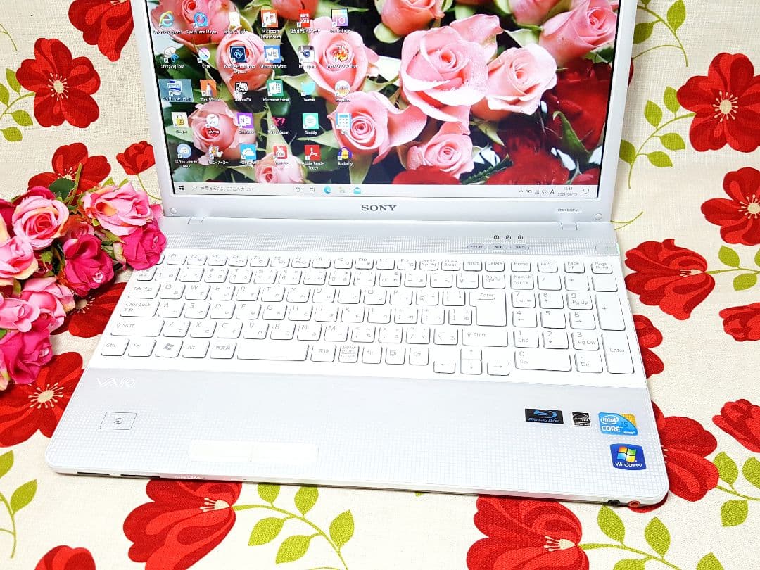 ★ホワイト色★SONY★VAIO★Win11★SSD256GB★Core-i3★