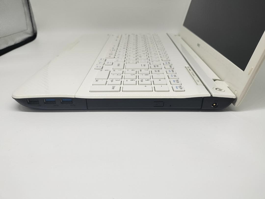 【NEC】爆速Corei7/新品SSD128GB 15.6 ノートパソコン B3