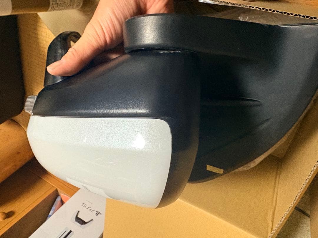 ライズ　ロッキー　ドアミラー左右セット