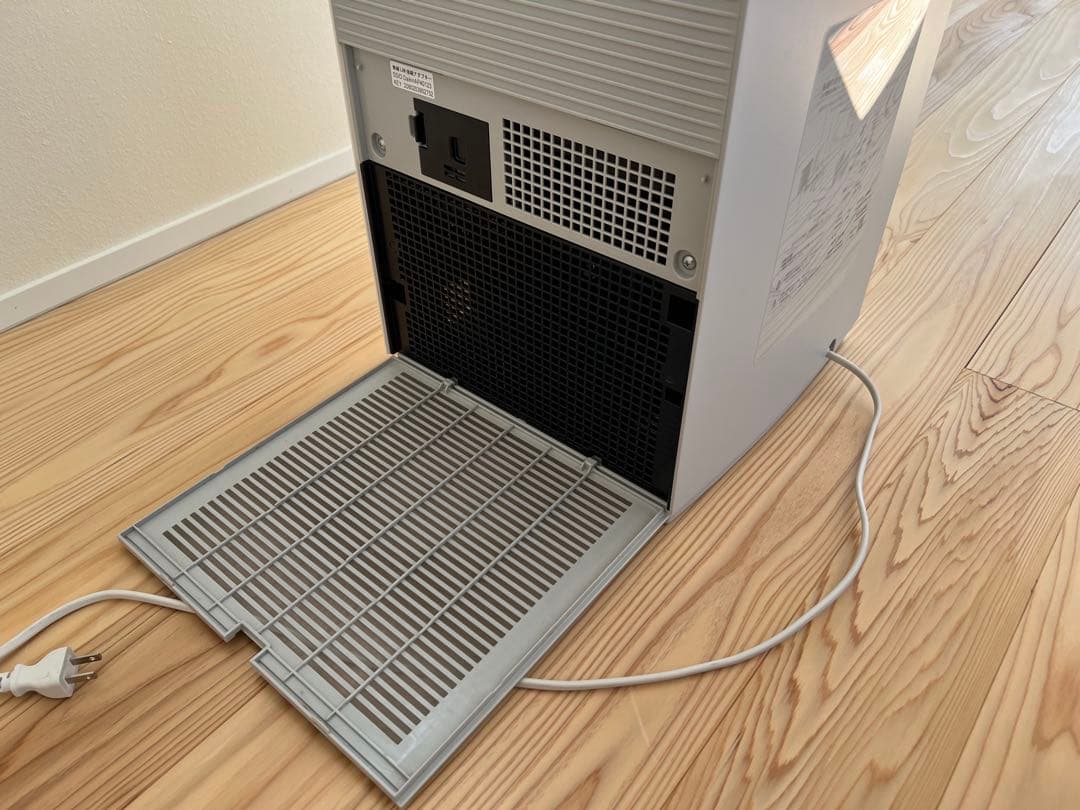 ダイキン　MCK70Y-W 空気清浄機