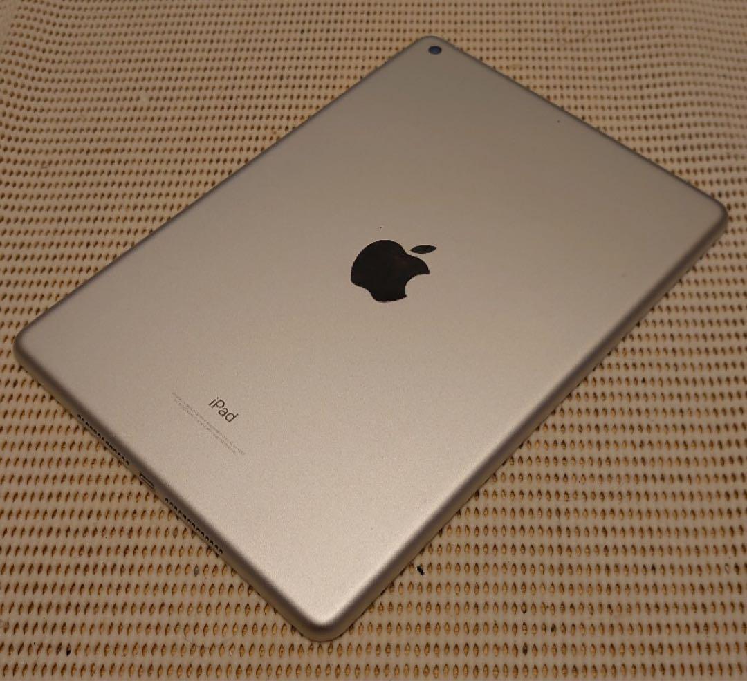 完動品iPad第6世代(A1893)本体128GBグレイ送料込YF010