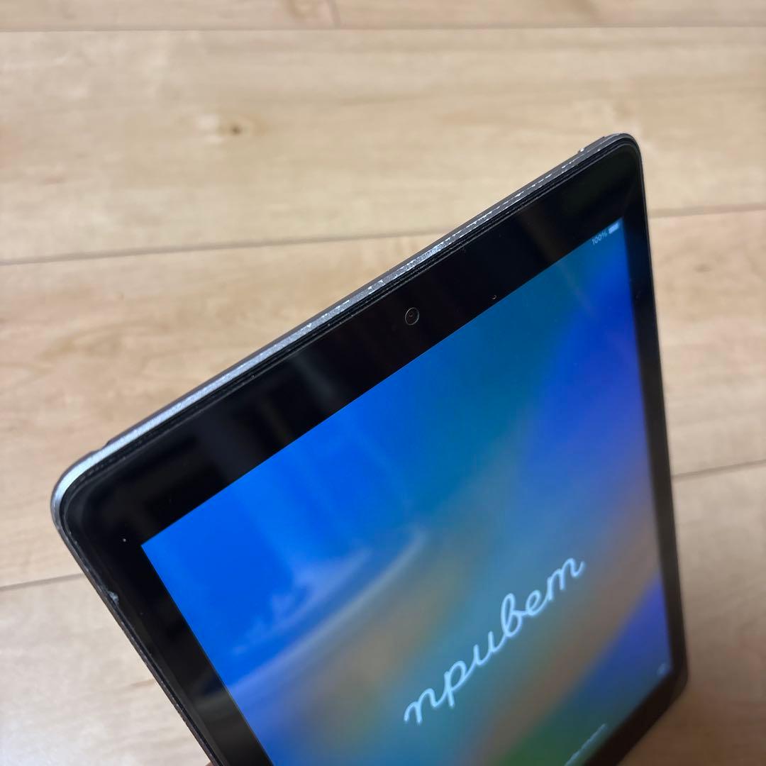 iPad 第五世代　シルバー