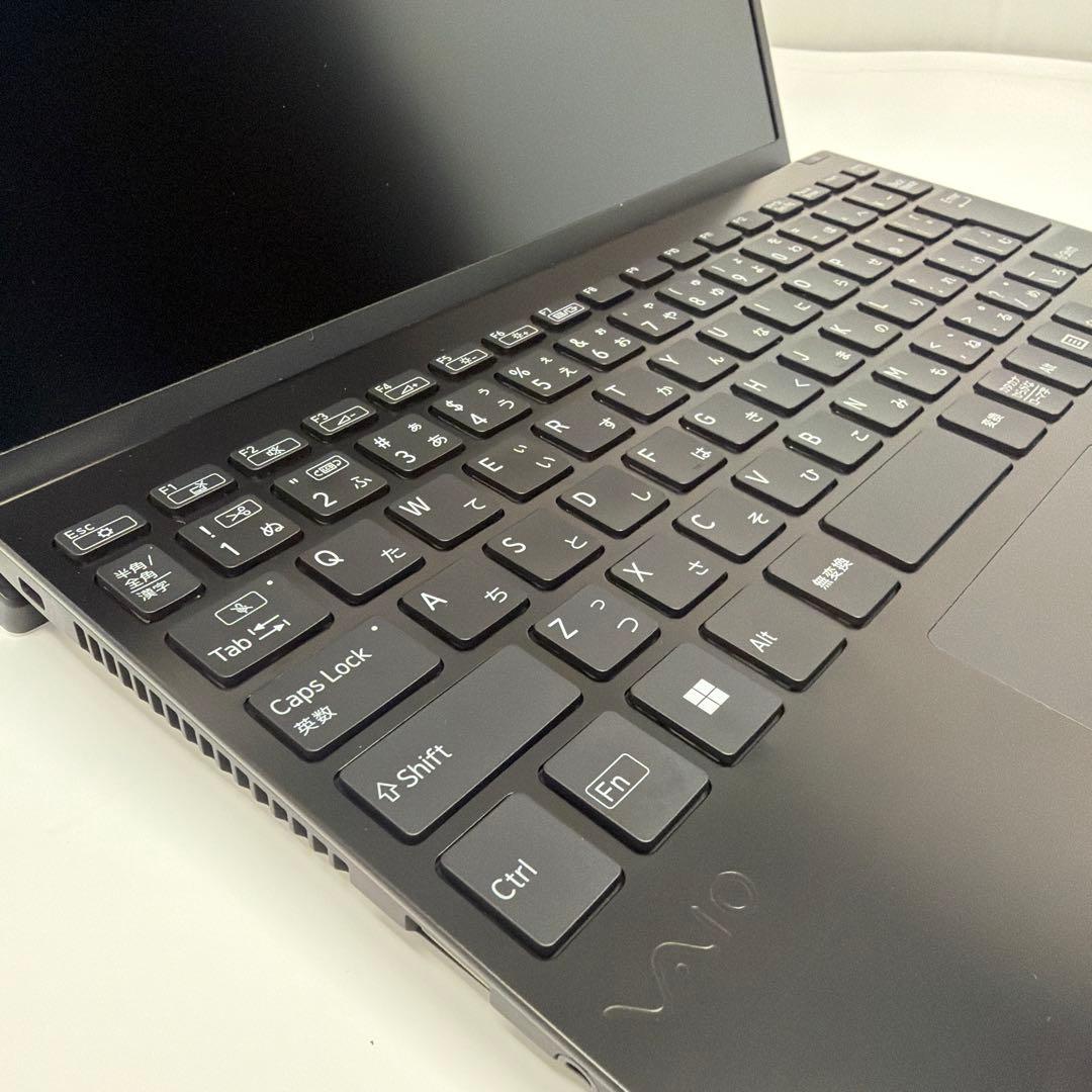 VAIO 12.5インチCore i5-1135G7/16GB/256GB