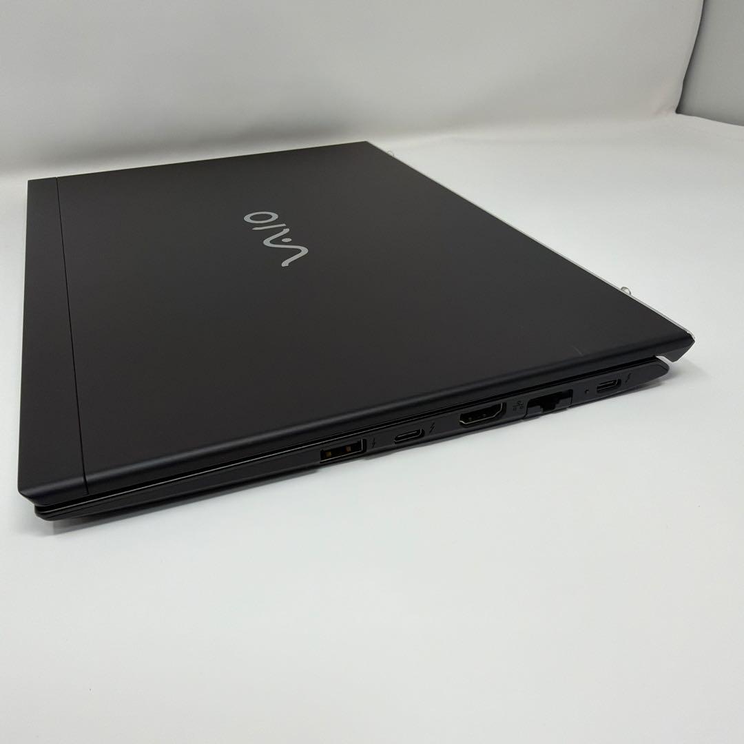 VAIO 12.5インチCore i5-1135G7/16GB/256GB