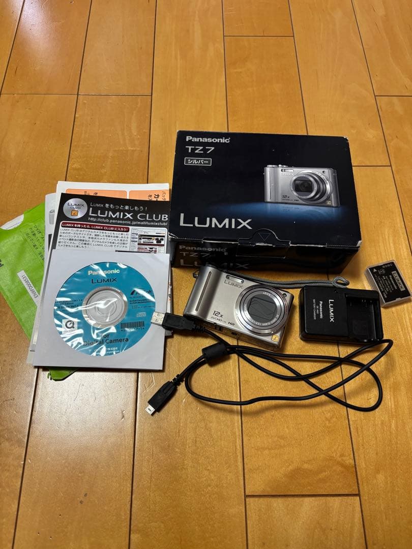 Panasonic TZ7 シルバー 12倍ズーム
