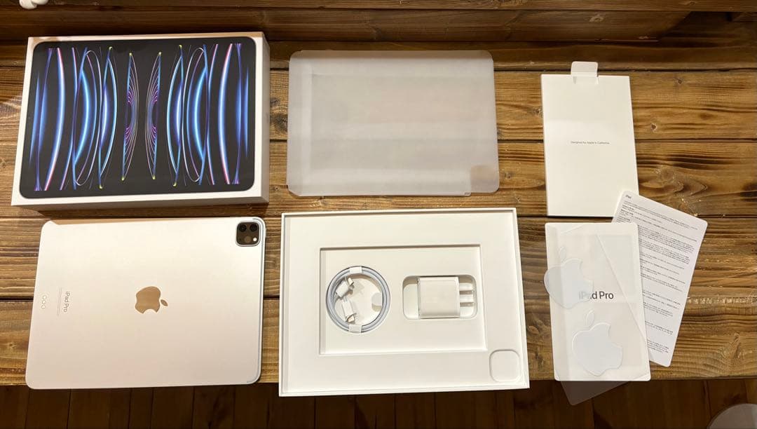 （美品・バッテリ98%）iPad pro 11 第四世代