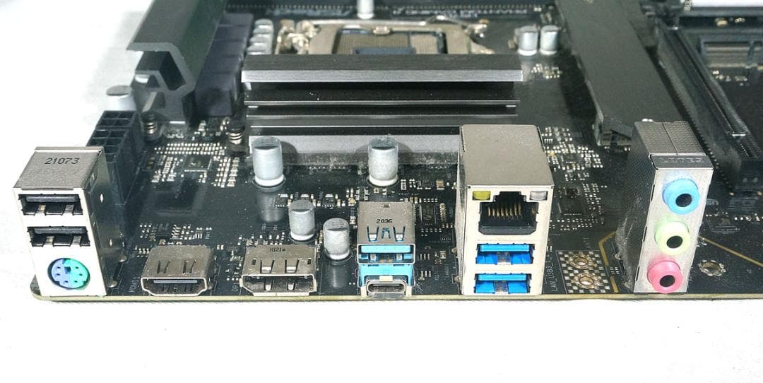 ASRock H570 PHANTOM GAMING 4 マザーボード