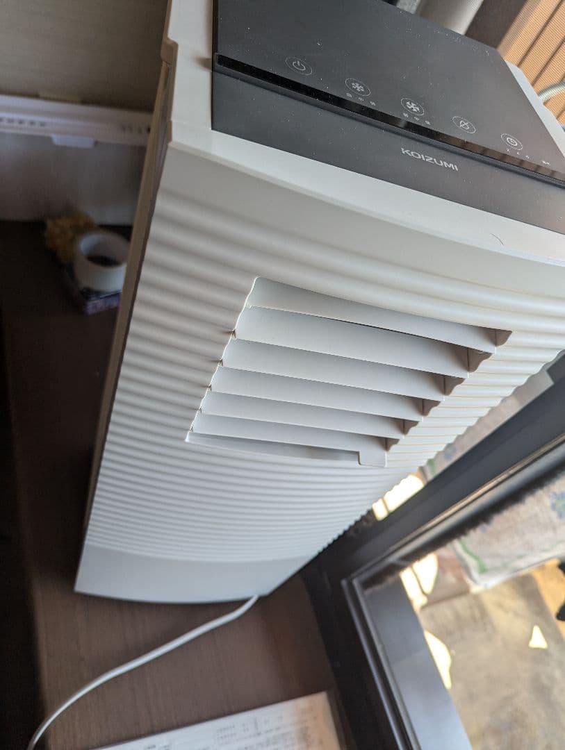 はっぱ koizumi 除湿機能付ポータブルクーラー　kpc−0731/w