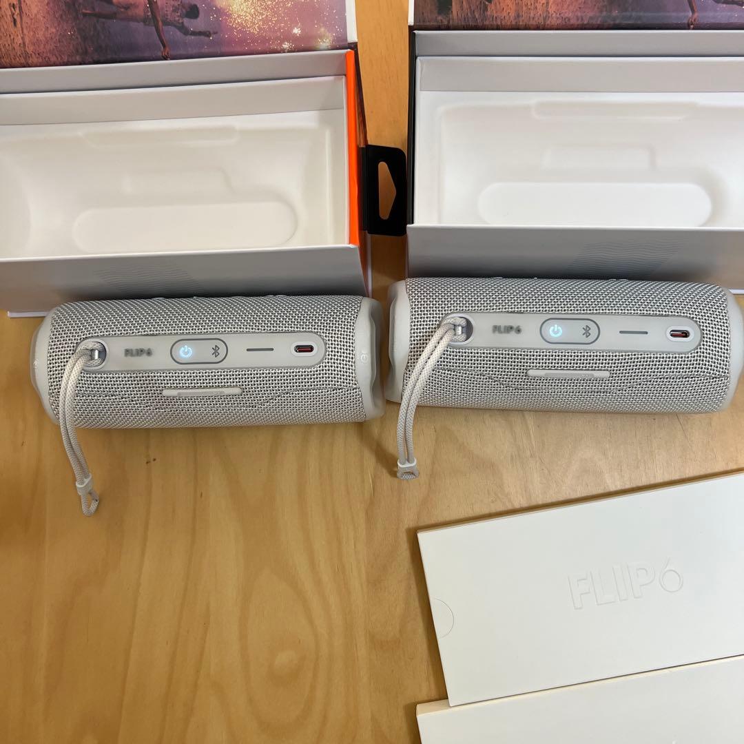 JBL FLIP6スピーカー 2個セットホワイト保証4年5ヶ月付き美品送料込み！