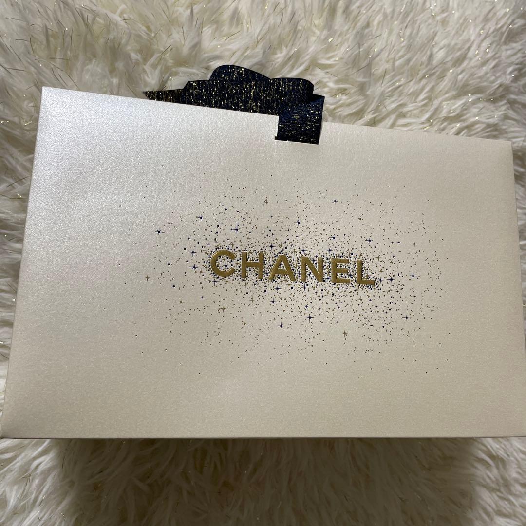 CHANEL アイシャドウ　レ　ベージュ　パレット ルガールライト