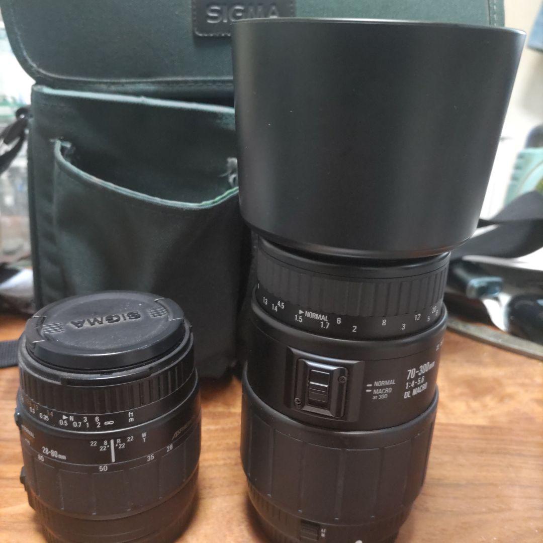 SIGMA 70-300mm F4-5.6 DL MACROレンズと小型レンズセ
