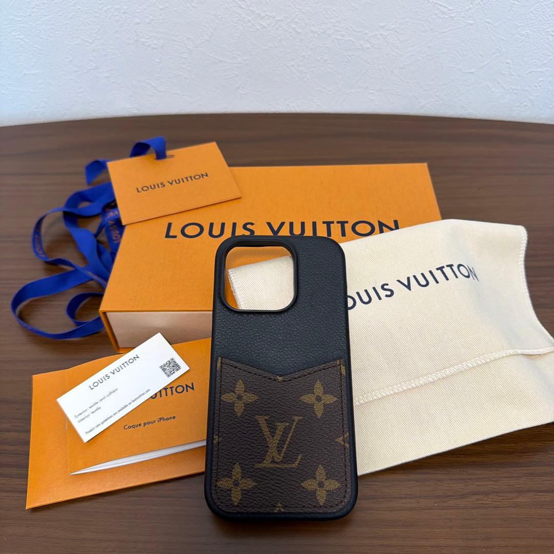 美品　ルイヴィトン　iPhone15pro スマホケース　スマホカバー　正規品