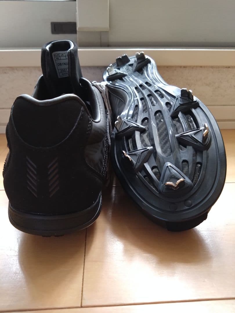 断*照様 DESCENTEデサント コウノエベルトスパイク2 　28cm　DB1