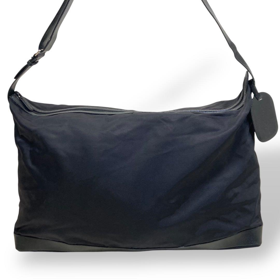 【ヴィンテージ】グッチ　ワンショルダー ボストンバッグ ナイロン　トラベル　黒