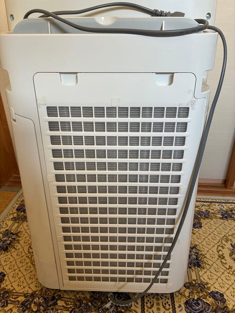 SHARP 縦型空気清浄機 2台セット　トシ様